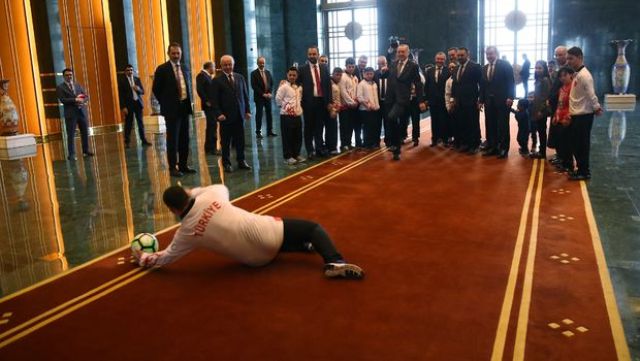 Cumhurbaşkanlığı Külliyesi'nde renkli görüntüler