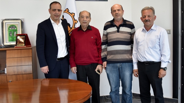 Küçük Kaymaklı eski köy mezarlığı’nda kaide yapımı tamamlandı