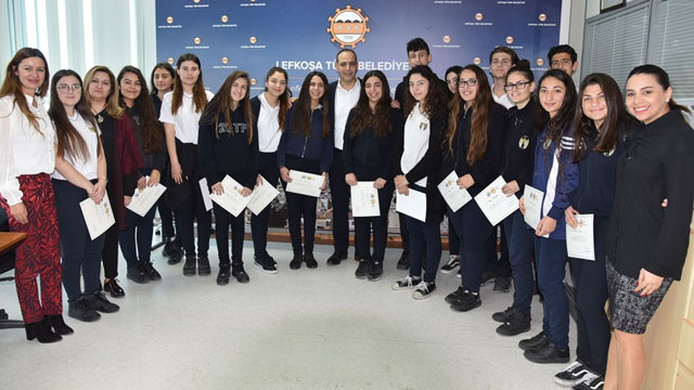 20 Temmuz Fen Lisesi ile 9 Eylül İlkokulu’ndan LTB Paylaşım Mutfağı’na katkı