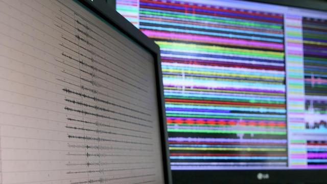 Papua Yeni Gine'de 6,9 büyüklüğünde deprem