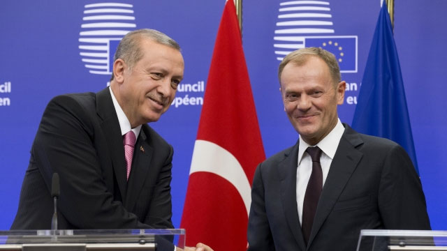 “Doğal gazı çözümle ilişkilendirmiyorlar”