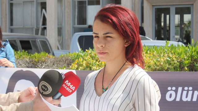 'Kadın cinayetleri' mahkeme önünde protesto edildi