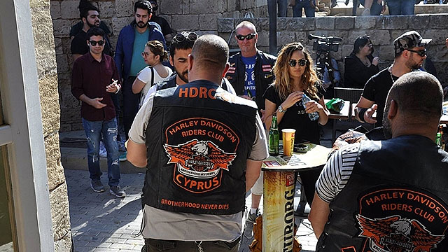 Motorculardan gövde gösterisi