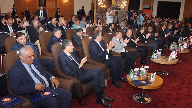 “Doğu Akdeniz’de Güvenlik, Enerji Stratejileri ve Küresel Güç İlişkileri” konulu konferans yapıldı