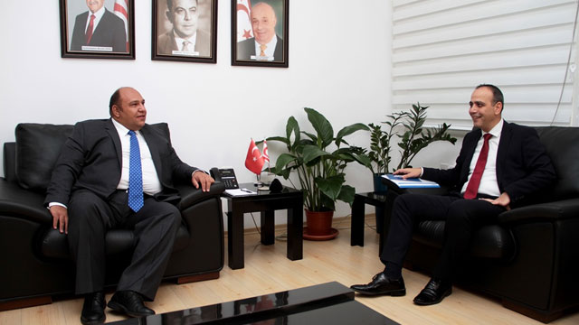 Atakan, Harmancı ile Lefkoşa trafiğini görüştü