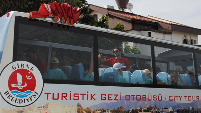 Girne Belediyesi, turistik gezi otobüsü seferlerine başlıyor