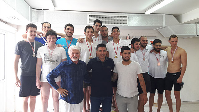 ODTÜ Kuzey Kıbrıs, yüzme şampiyonasından rekorla döndü