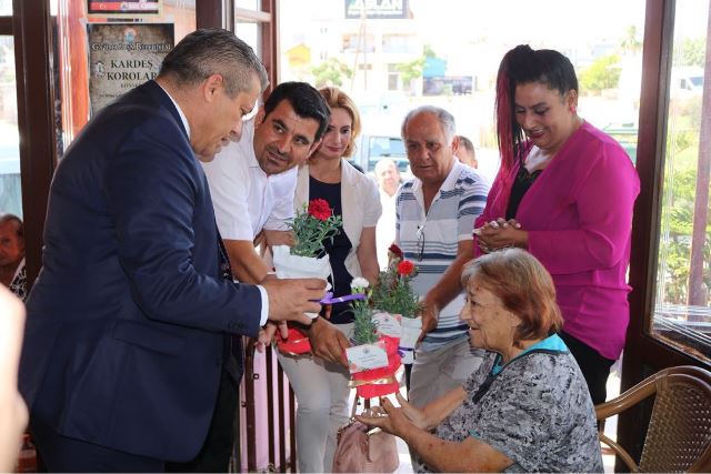 İsmail Arter Büyüklerimizin Anneler Günü’nü kutladı