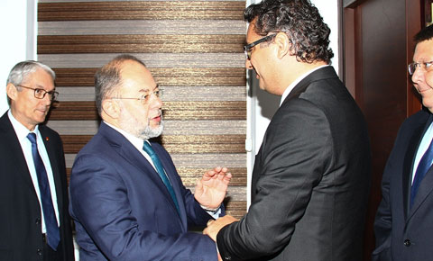 Söylemleri ve tutumu rencide edici!