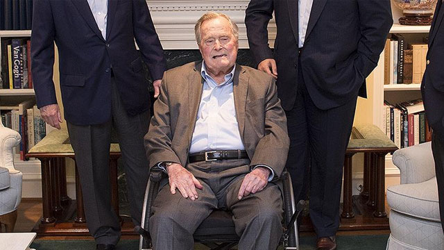 ABD'nin eski başkanı Bush hastaneye kaldırıldı