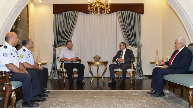 Akıncı, Kıbrıs Türk Polis Mensupları Derneği heyetini kabul etti