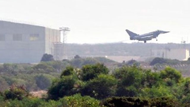 “Barış Konseyi” Ağrotur Üssü'ne yürüdü