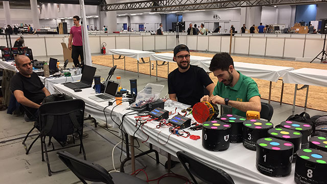 “NeuIslanders” Kanada’da Kuzey Kıbrıs Türk Cumhuriyeti Bayrağını dalgalandırıyor…