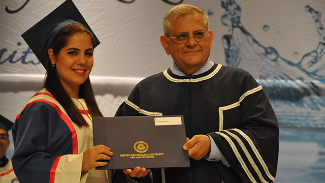 DAÜ 2017-2018 Akademik Yılı Bahar Dönemi Lisansüstü Mezuniyet Töreni yapıldı