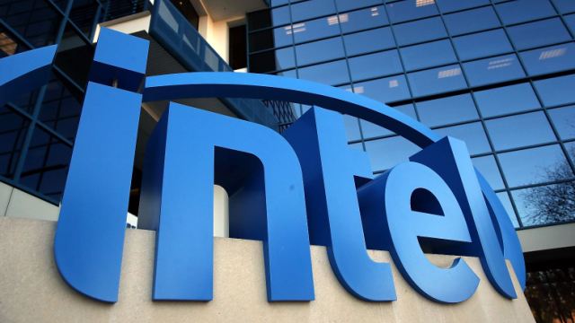 Dünyanın en büyük çip üretici Intel'in CEO'su istifa etti