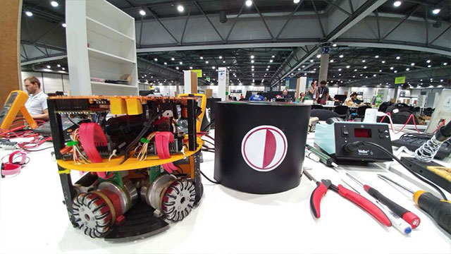Dünya Şampiyonu Robotlar ve Yapay Zeka Kodlamaları tamamen YDÜ Araştırma Merkezi tarafından yapıldı
