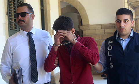 8 gün daha tutuklu kalacak