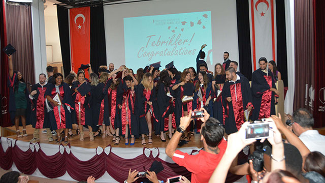 Yakın Doğu Üniversitesi İletişim Fakültesi Mezuniyet Töreni gerçekleştirildi