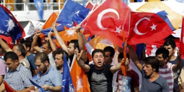 Hollanda ülkesinde seçim kutlamalarını yasaklıyor