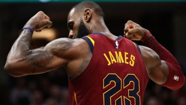 LeBron James Los Angeles Lakers'ta: NBA yıldızının bir dakikalık gelirini kazanmak için maaşınızın ne kadar olması gerek?