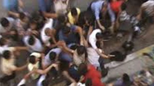 Hindistan'da söylentiler nedeniyle 5 kişi daha linç edildi