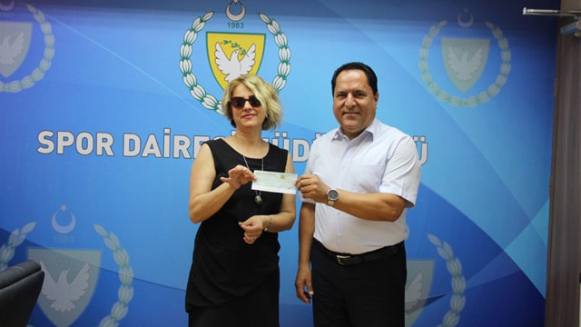 Devlet Piyangosu talihlisi ikramiyesini aldı