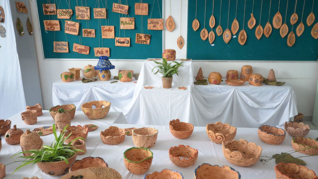 Yakın Doğu İlkokulu öğrencilerinin El Emeği Göz Nuru Sergisi büyük ilgi gördü…