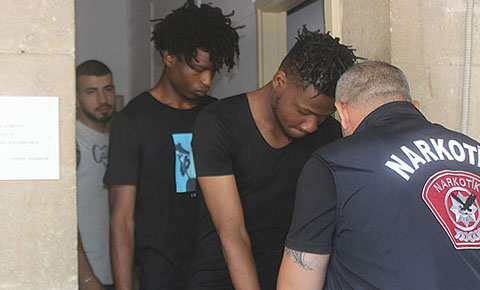 Her yerden uyuşturucu fışkırıyor