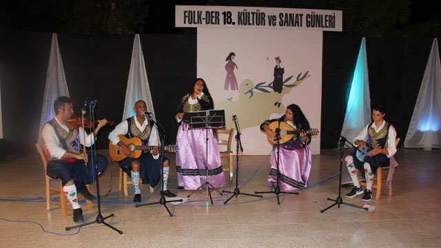 Lefkoşa Folklor Derneği, 18. Kültür ve Sanat Günleri’ni gerçekleştirdi