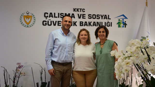 Çeler’den kadın sağlığı araştırması yapan KISAA’ya destek