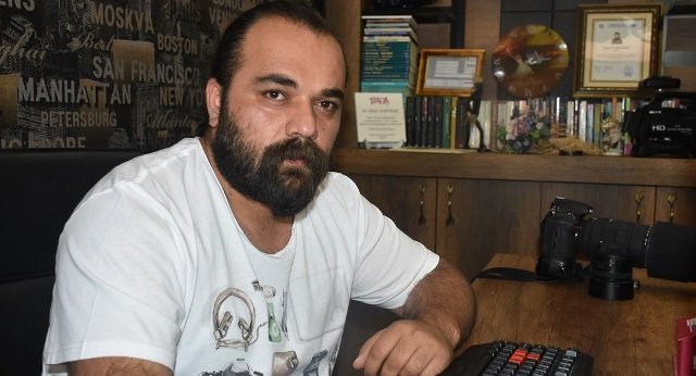 Çocuk gelini çekmeyip, 'damadın' burnunu kıran fotoğrafçı: Ben bu ülkenin gerçek fotoğrafını çektim