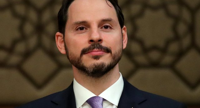 Hazine ve Maliye Bakanı Albayrak'tan ilk mesaj