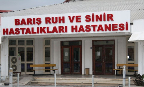 Alçıner: "En büyük sorun doktor yetersizliği"