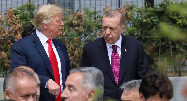 Erdoğan, Trump'la telefonda görüştü