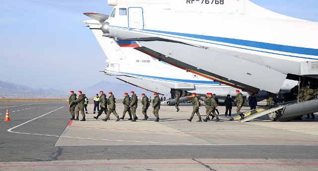 Suriye'deki görevlerini başarıyla tamamlayan 100 Rus askeri polis evlerine döndü