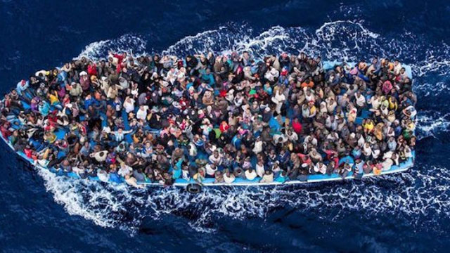 Akdeniz ve Ege’de göçmen trafiği