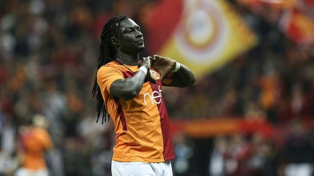 Galatasaraylı Bafetimbi Gomis'ten şok istek!