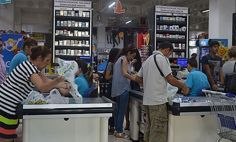 Maaşlar eriyor fiyatlar fırlıyor