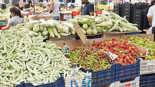 Esnafın yüzü güldü