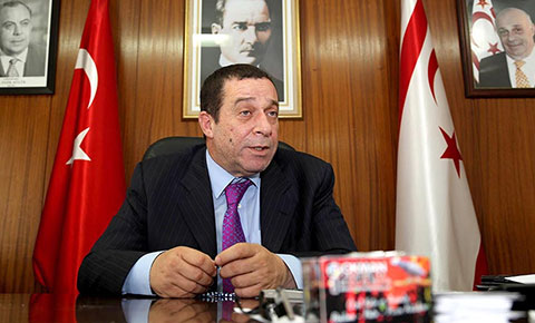 Denktaş: “Talat yeni makam aracını istemedi”