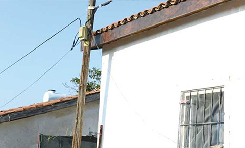 Üç ayda bir direği düzeltemedik