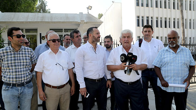 Bıçaklı: “Esas çıkış birleşik federal Kıbrıs”