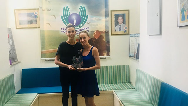 Dance Base Art Studio’dan Kemal Saraçoğlu Vakfı’na 5 bin TL bağış...