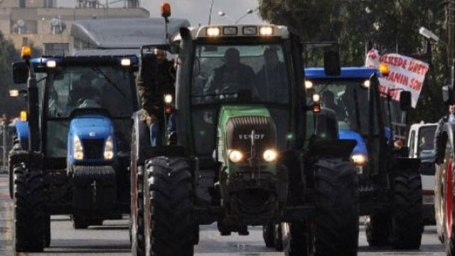 Polis yolları kesti!
