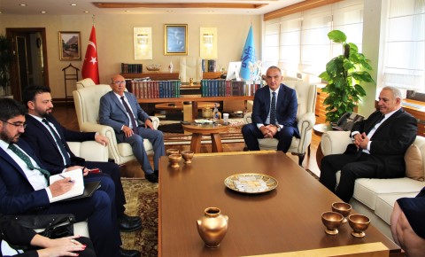 Özyiğit, Ankara'da muhatap bulamadı