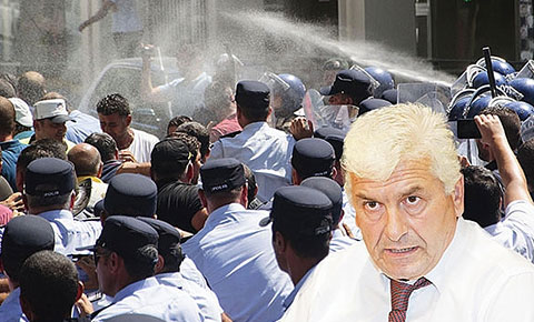 “Bu ülke Dingo’nun hanı mı?”