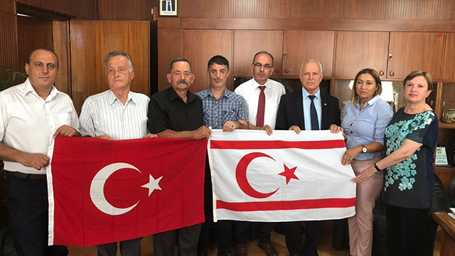 Töre, Şehit Aileleri ve Malül Gaziler Derneği’ni kabul etti