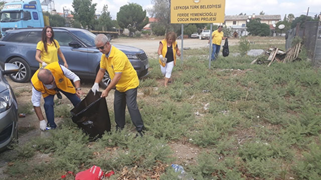 Lefkoşa Merkez Lions Kulübü çöp toplama etkinliği düzenledi