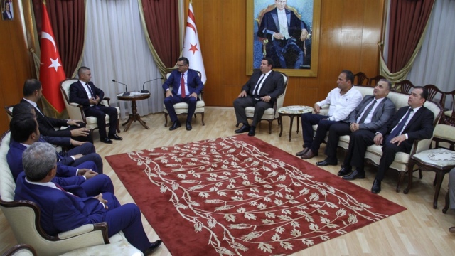 Başbakan Erhürman Silifke Ticaret ve Sanayi Odası Yönetim Kurulu’nu kabul etti