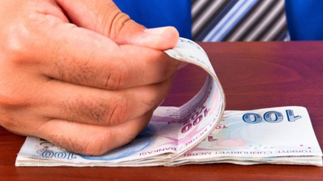 Tüketici kredileri 5 milyar TL’yi buldu